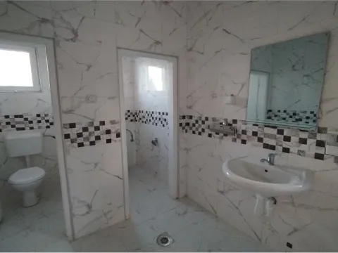 Izdavanje, poslovni prostor, 886m², Apelovac, Niš - image 8