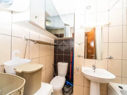Izdavanje, jednosoban stan, 53m², City Kvart, Podgorica - image 9