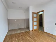 Izdavanje, dvosoban stan, 70m², Blok 9, Podgorica - image 1