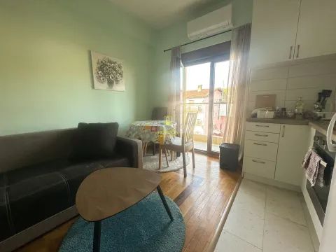 Prodaja, jednosoban stan, 32m², Dalmatinska ulica, Podgorica - image 5