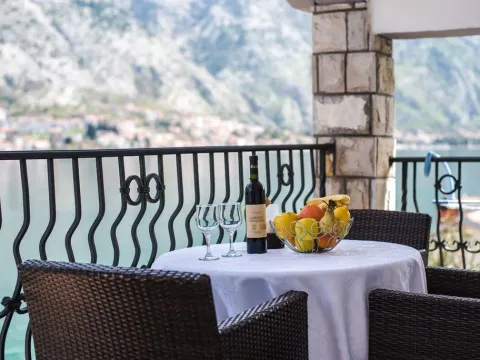 Sale, house, 260m², Muo, Kotor - image 2