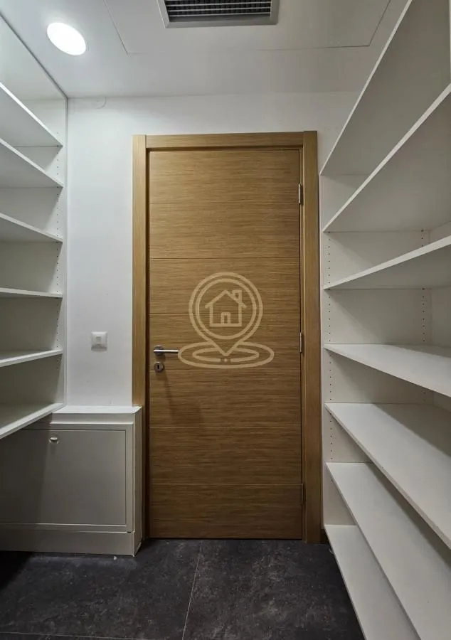 Rent, two bedroom apartment, 90m², Voždovac Sve Podlokacije, Beograd