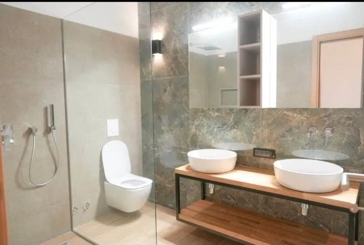 Sale, house, 420m², Blizikuće, Budva