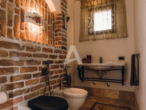 Sale, house, 550m², Reževići, Budva - image 3