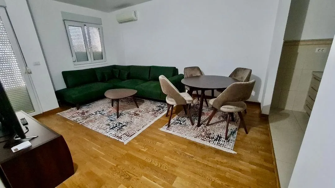 Izdavanje, dvosoban stan, 68m², City Kvart, Podgorica