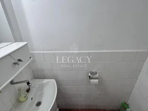 Izdavanje, trosoban stan, 77m², Banjica, Voždovac Sve Podlokacije - image 14