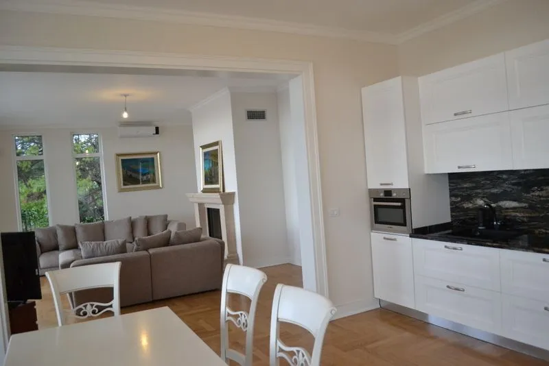 Sale, house, 360m², Šušanj, Bar