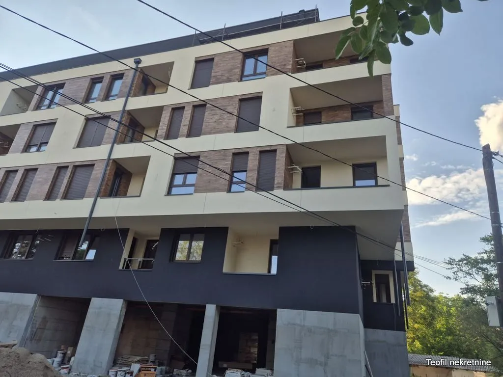 Prodaja, trosoban stan, 66m², Banja Vrdnik, Irig