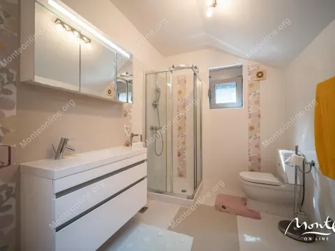 Sale, house, 484m², Stoliv, Kotor - image 39