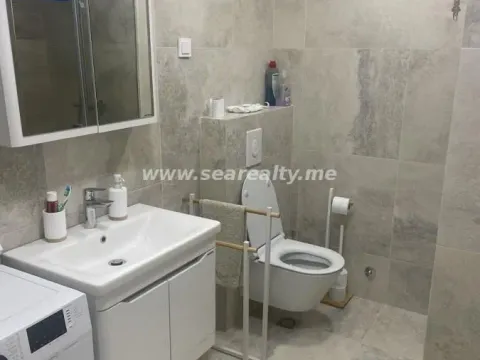 Izdavanje, dvosoban stan, 67m², Radanovići, Kotor - image 6