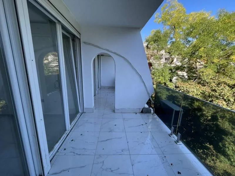 Prodaja, trosoban stan, 92m², Novi Beograd Sve Podlokacije, Beograd
