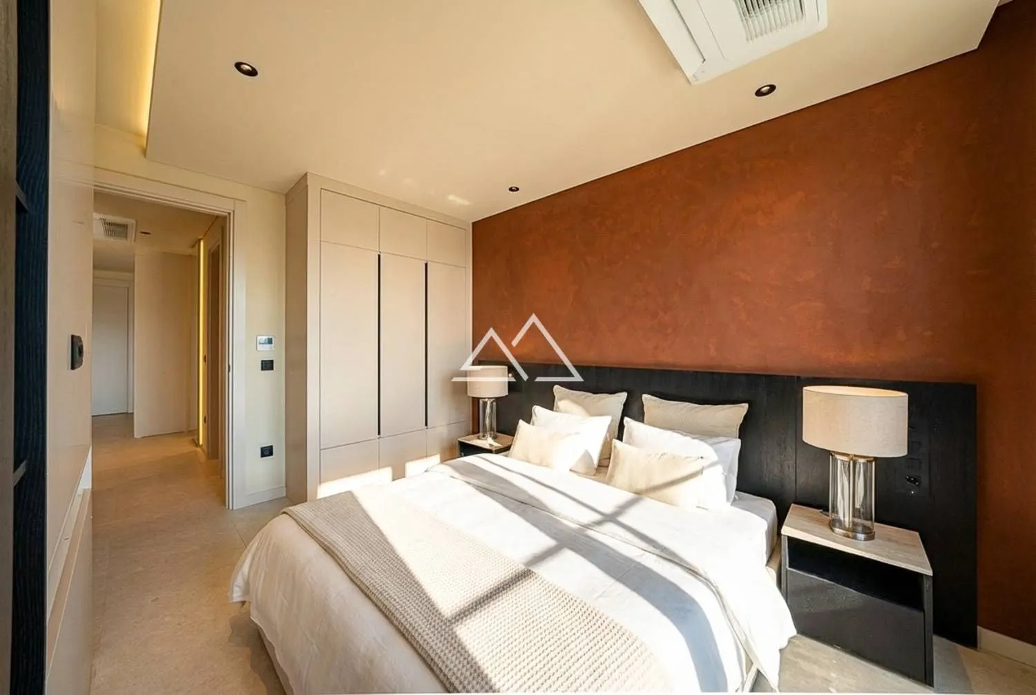 Prodaja, dvosoban stan, 71m², Tivat, Crna Gora