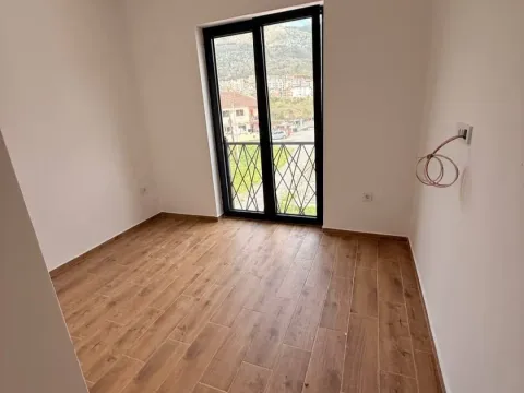Prodaja, jednosoban stan, 49m², Tivat, Crna Gora - image 4