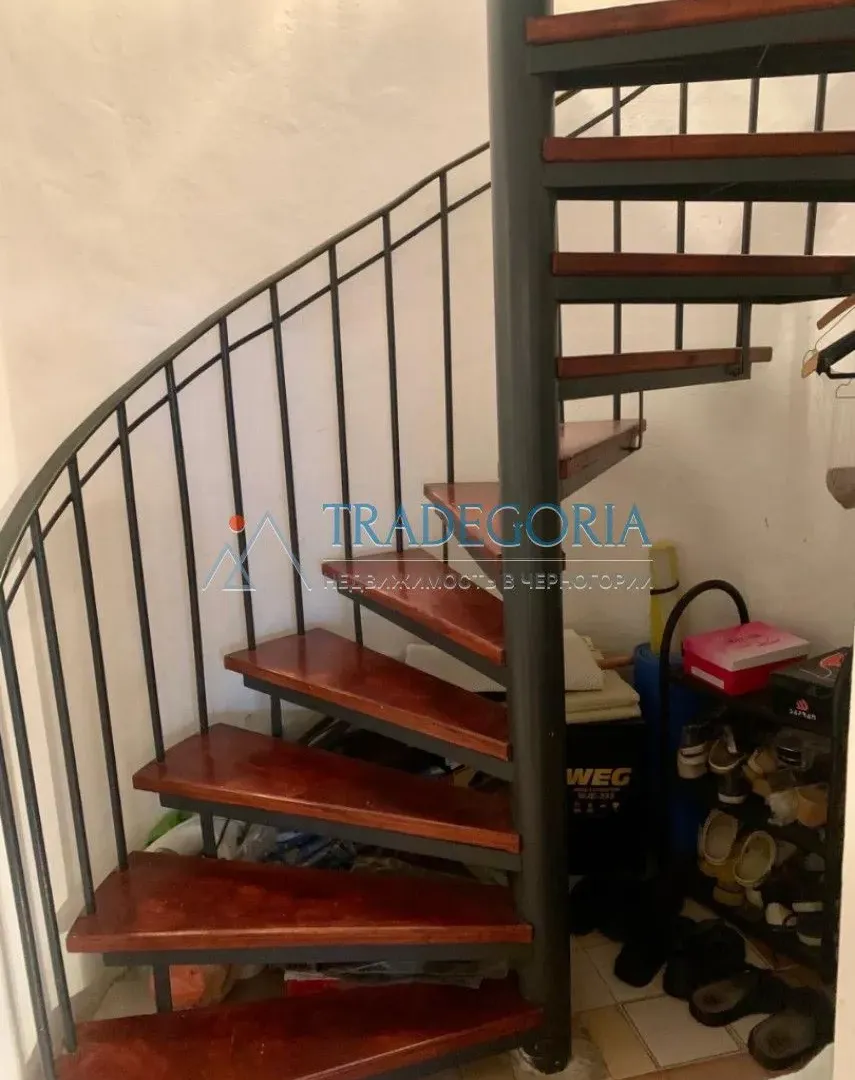 Prodaja, kuća, 240m², Dobra Voda, Bar