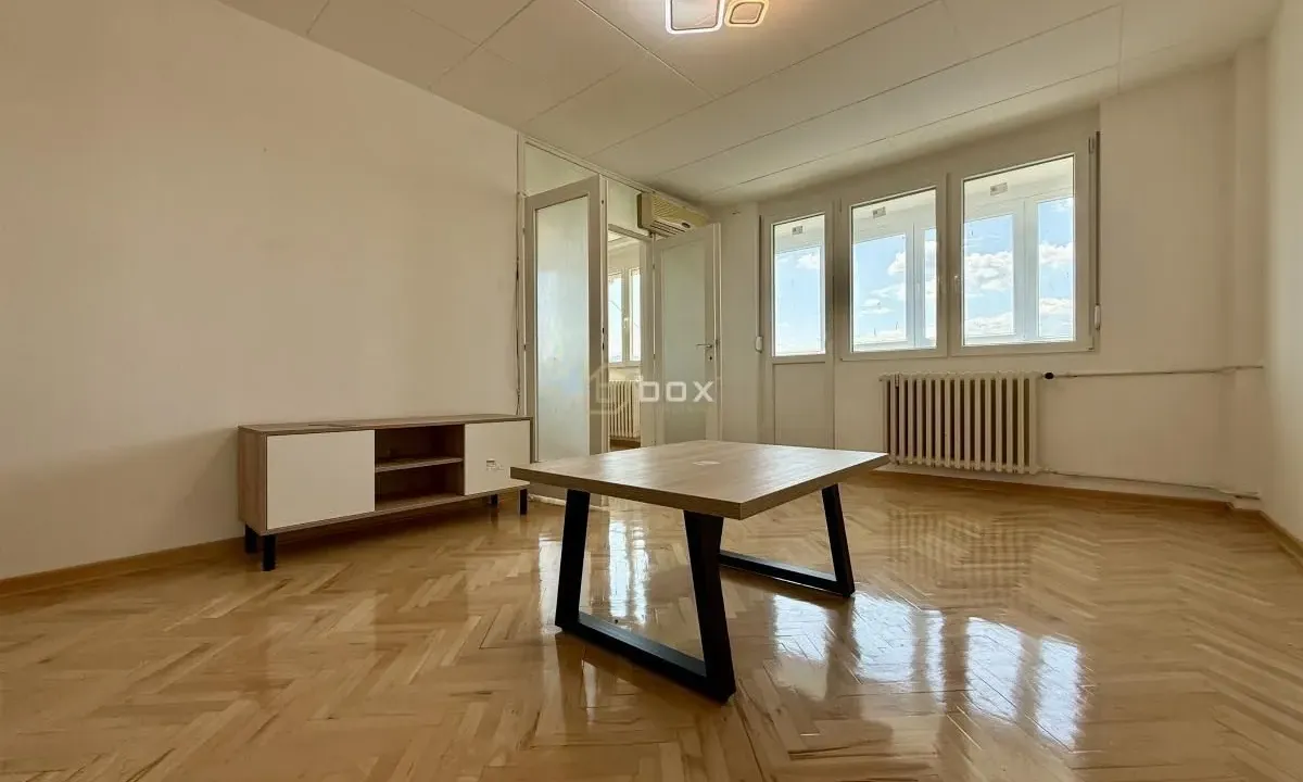 Sale, three bedroom apartment, 70m², Medijana, Niš