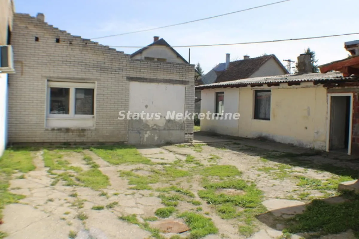 Prodaja, kuća, 110m², Slana Bara, Novi Sad Sve Podlokacije