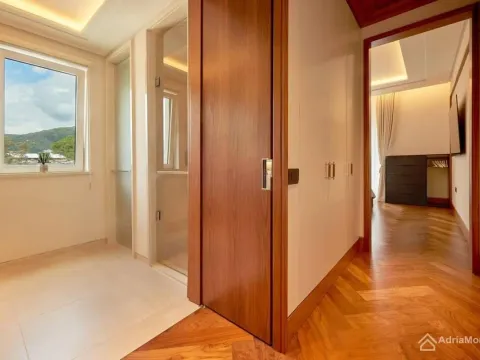 Prodaja, dvosoban stan, 160m², Porto Montenegro, Tivat - image 12