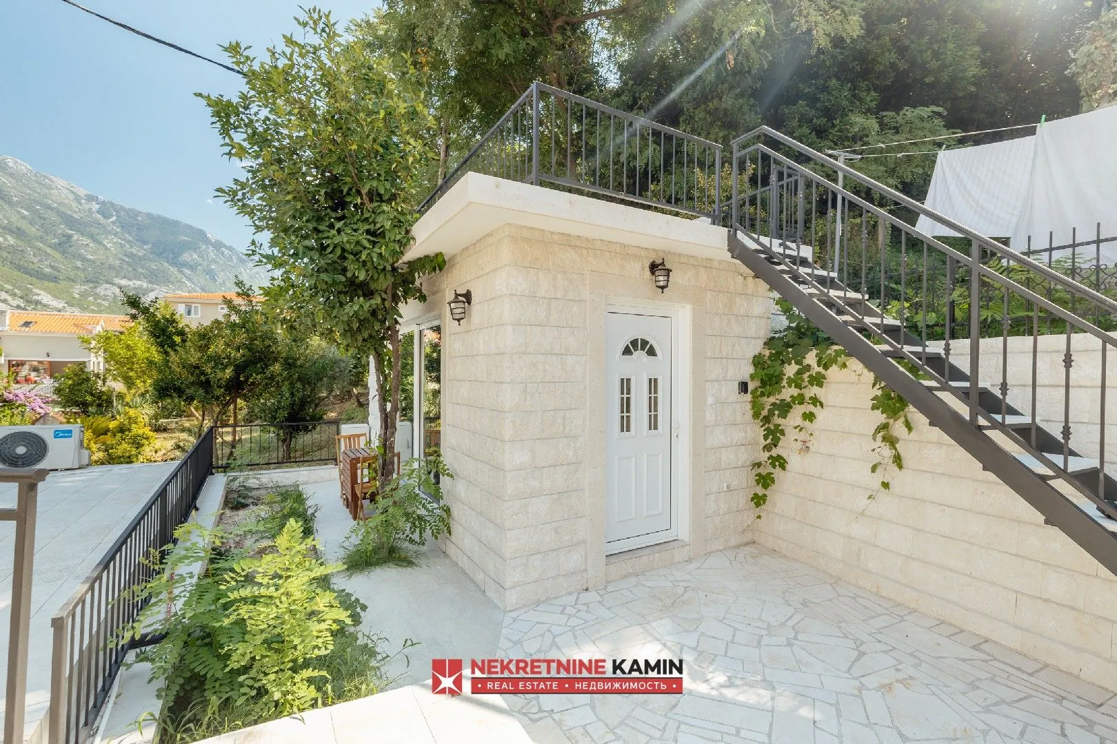 Prodaja, trosoban stan, 103m², Muo, Kotor