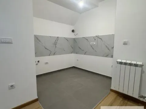 Prodaja, jednosoban stan, 40m², Surčin, Beograd - image 6