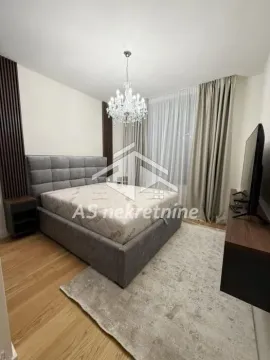 Izdavanje, trosoban stan, 76m², Savski Venac, Beograd - image 7