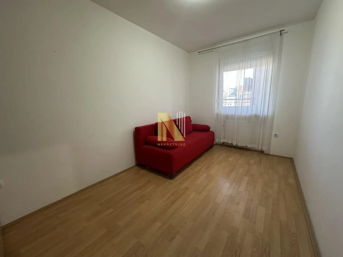 Prodaja, dvosoban stan, 59m², Centar, Novi Sad