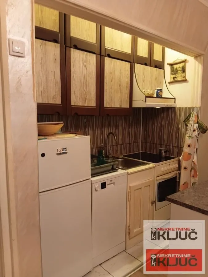 Izdavanje, dvosoban stan, 55m², Liman 1, Novi Sad Sve Podlokacije