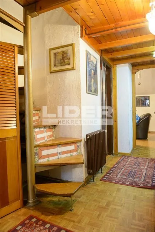 Prodaja, četvorosoban stan, 100m², Tašmajdan, Palilula Sve Podlokacije