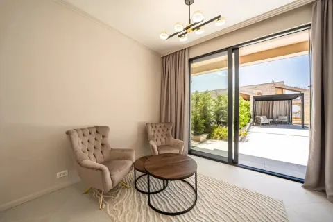 Daily-rent, house, 223m², Reževići, Budva - image 12
