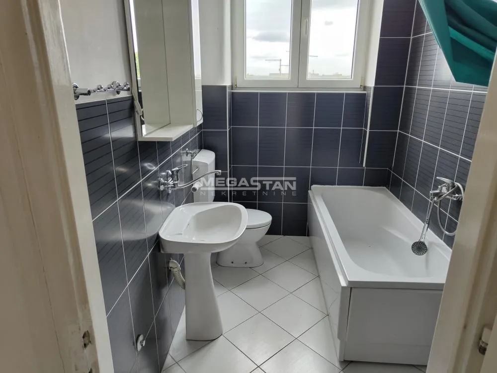 Prodaja, dvosoban stan, 68m², Stari Grad, Beograd