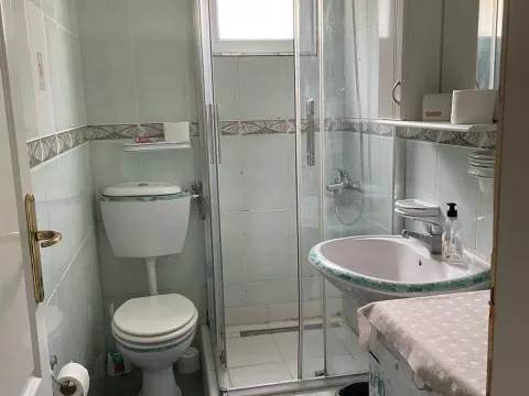 Rent, one bedroom apartment, 37m², Podkošljun, Budva - image 5