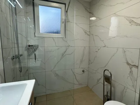 Izdavanje, stan, 54m², Seljanovo, Tivat - image 12