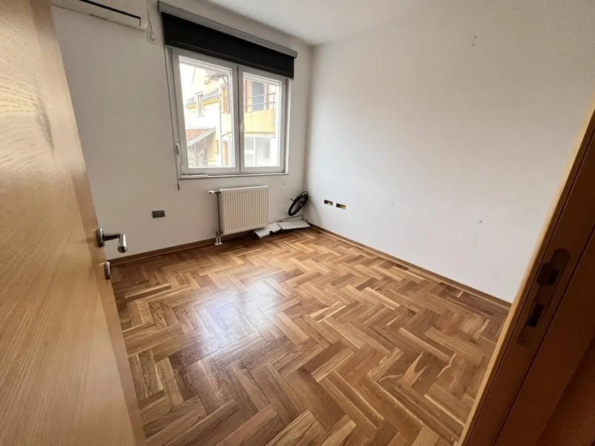 Rent, office space, 146m², Salajka, Novi Sad Sve Podlokacije