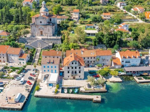 Prodaja, kuća, 608m², Prčanj, Kotor - image 13