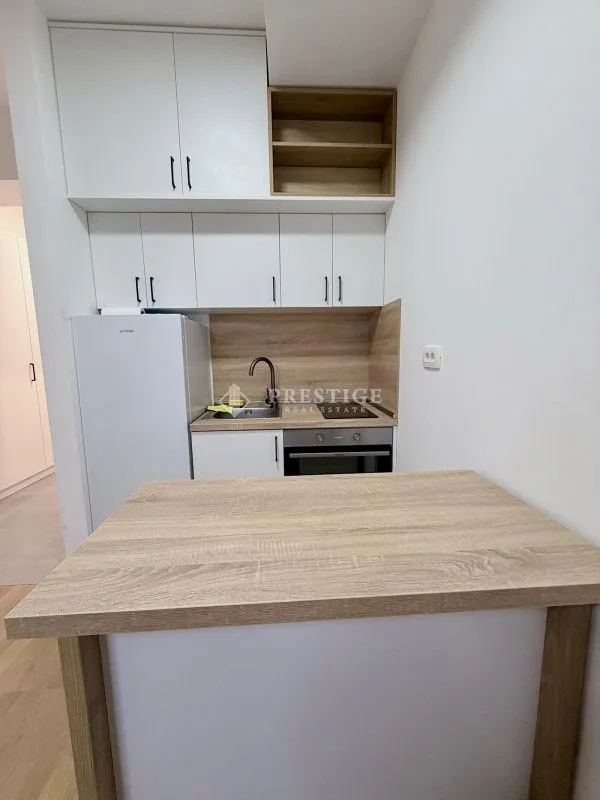 Prodaja, garsonjera, 52m², Momišići, Podgorica