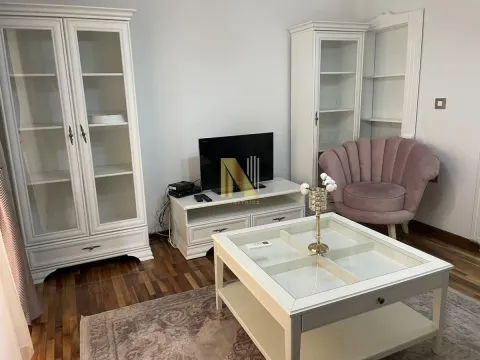 Izdavanje, dvosoban stan, 55m², Sajmište, Novi Sad - image 1