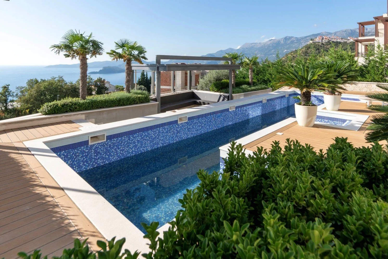 Sale, house, 400m², Blizikuće, Budva