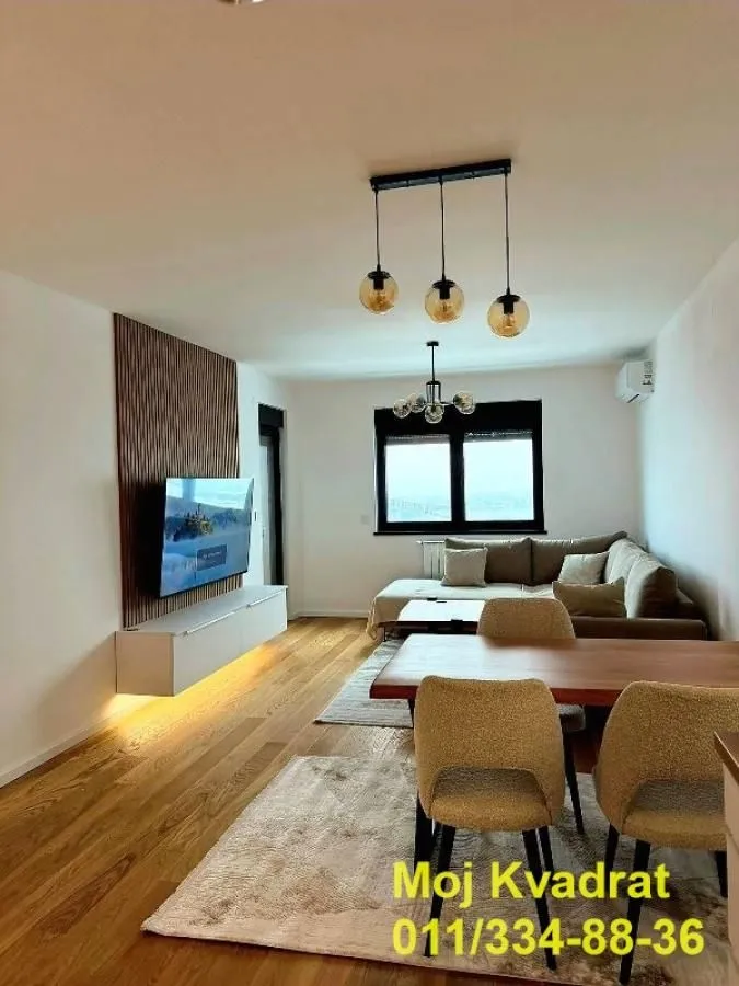 Izdavanje, trosoban stan, 67m², Hala Pionir, Palilula Sve Podlokacije