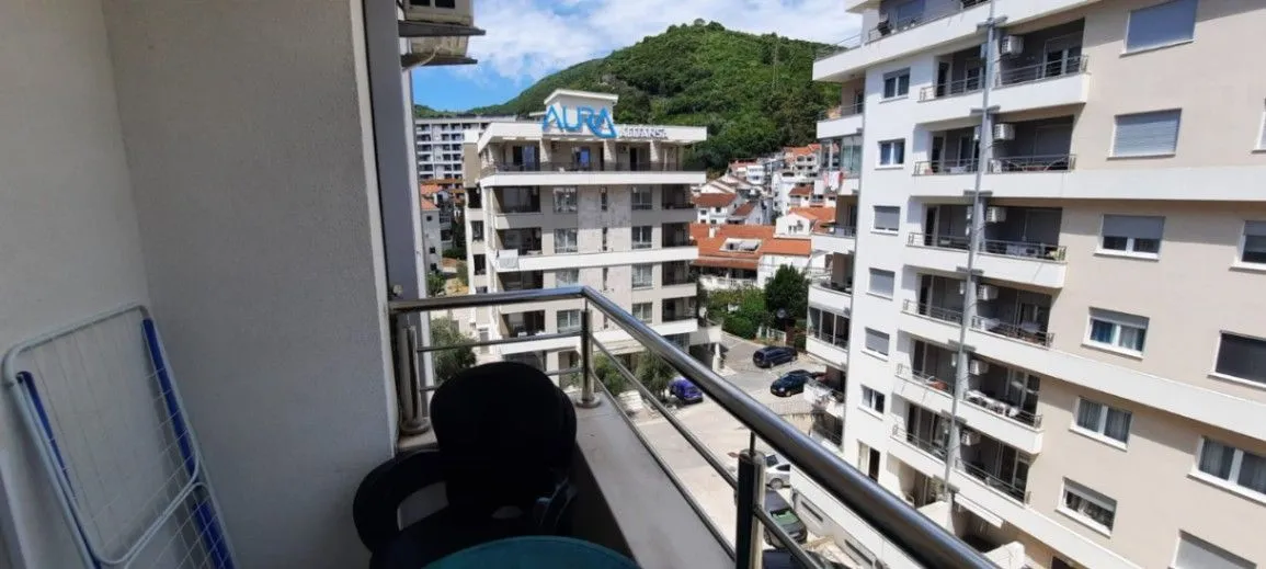 Izdavanje, garsonjera, 30m², Maslinjak, Budva