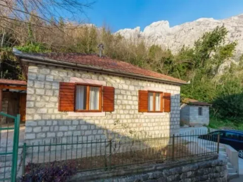 Prodaja, kuća, 64m2, Orahovac, Kotor Prodaja, kuća, 64m2, Orahovac, Kotor