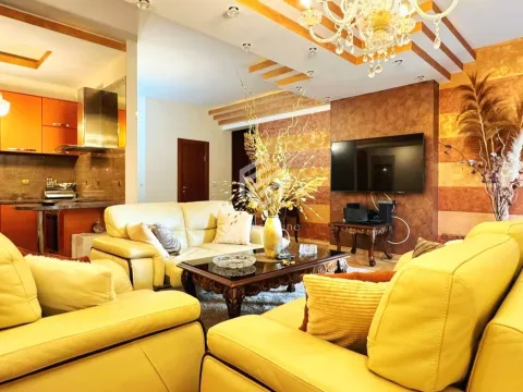 Rent, three bedroom apartment, 115m², Velji Vinogradi, Budva - image 2