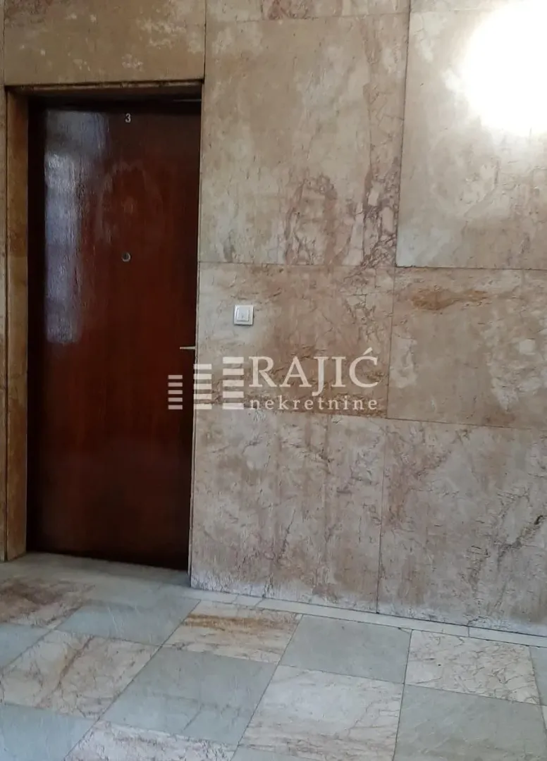 Rent, office space, 85m², Savski Venac, Beograd