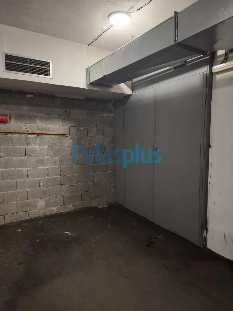 Sale, office space, 97m², Stari Grad, Beograd