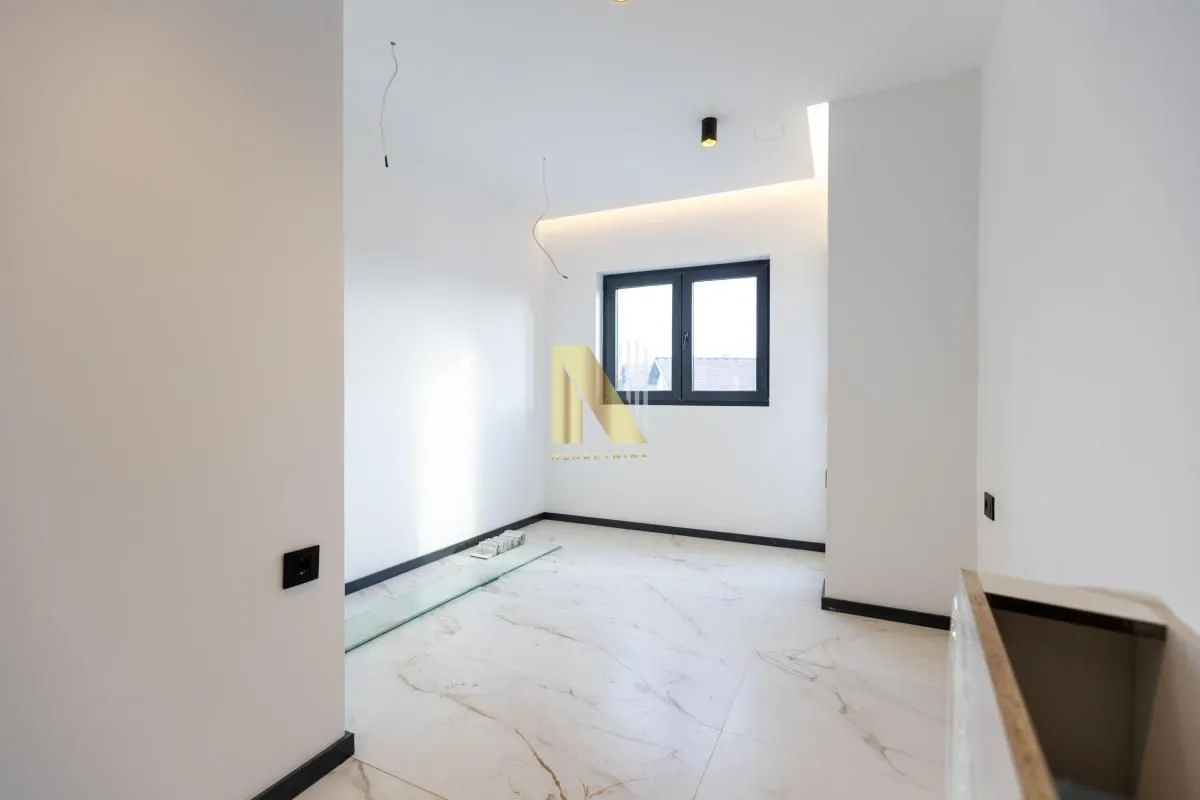 Prodaja, kuća, 122m², Veternik, Novi Sad Sve Podlokacije
