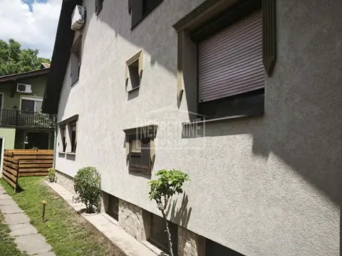 Prodaja, kuća, 190m², Novo Selo, Subotica - image 2