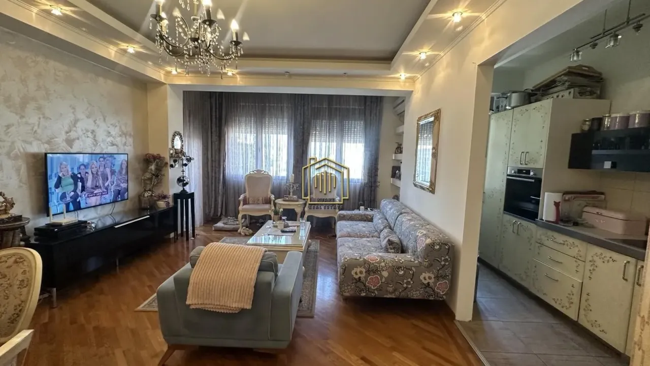 Prodaja, jednosoban stan, 86m², Stari Aerodrom, Podgorica