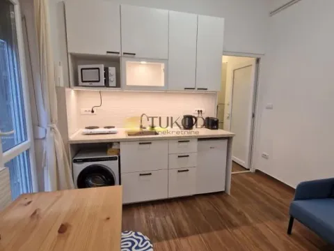 Rent, studio apartment, 25m², Skadarlija, Beograd - image 2