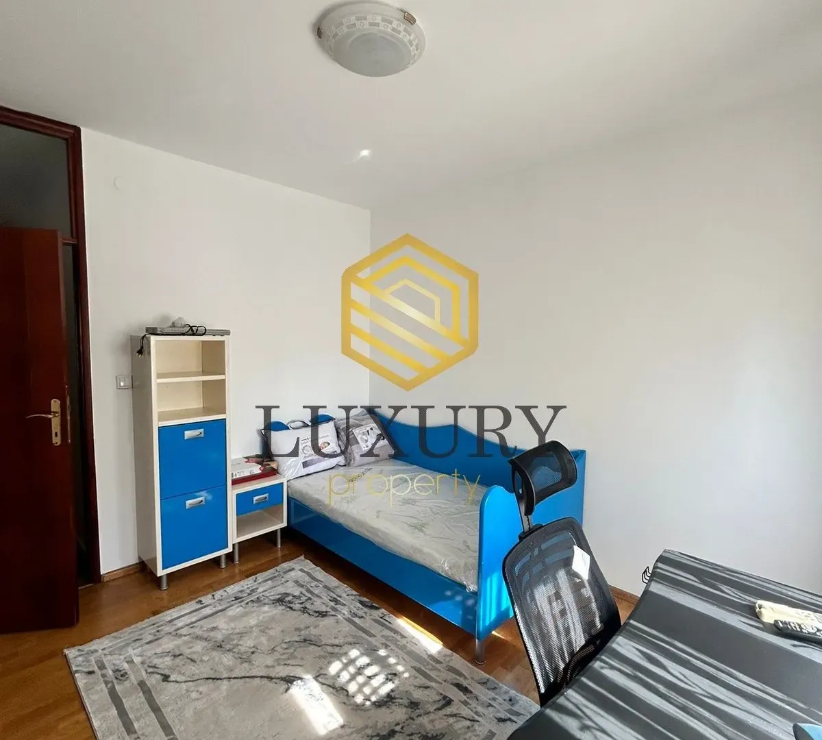 Rent, three bedroom apartment, 120m², Pobrežje, Podgorica