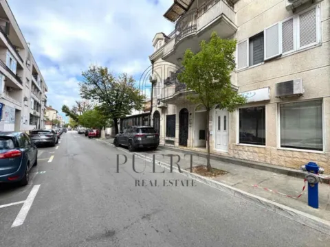 Izdavanje, garsonjera, 36m², Centar, Podgorica - image 9