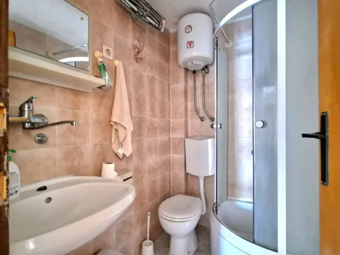 Prodaja, kuća, 150m², Blizikuće, Budva - image 14