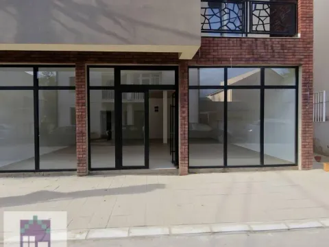 Sale, office space, 76m², Obrenovac, Beograd